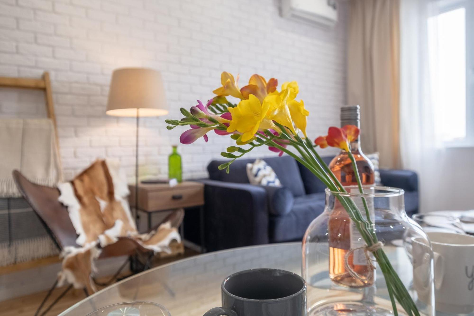 Apartament Stylish Gem 2br With Ac *